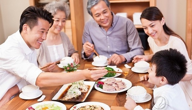 Sâm Ngọc Linh hầm sườn heo đem đến một bữa ăn sức khỏe cho cả gia đình